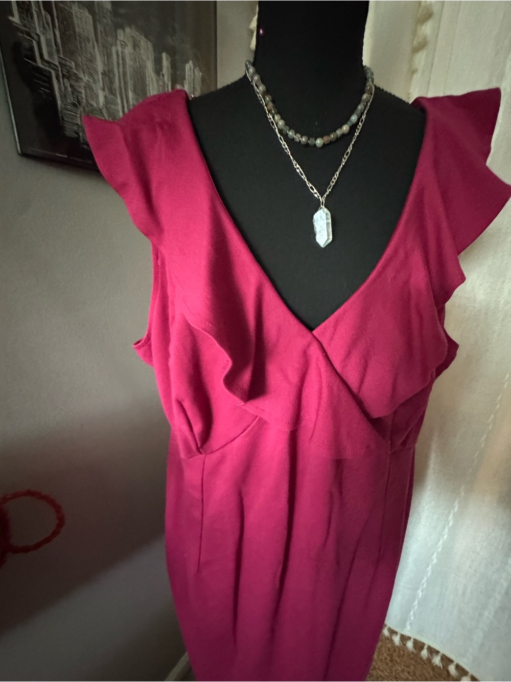 Magenta Ruffle V-Neck Midi BodyCon Dress - Picture 4 of 10
